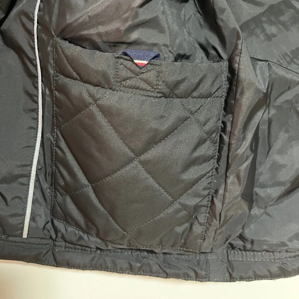 Tommy Hilfiger Men’s Black Quilted Zip-Up Vest - Size XS - Picture 6 of 11
